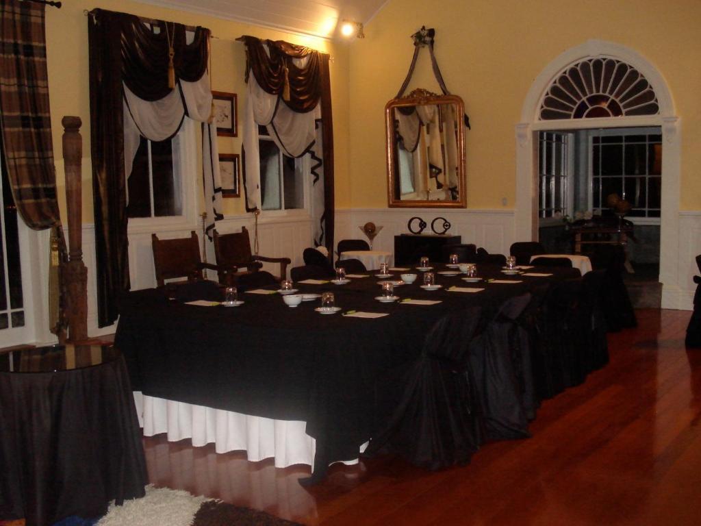 Cotter House Luxury Retreat Bed and Breakfast Auckland Eksteriør billede